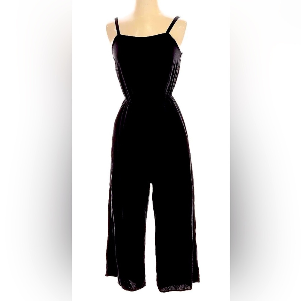 Gap Sleeveless Jumpsuit. Size Medium. Like New.